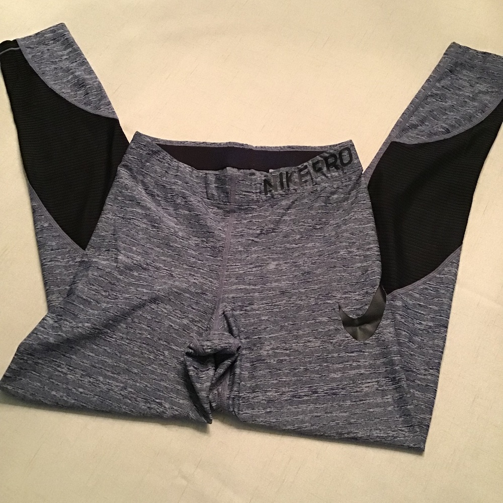 Nike Pro leggings